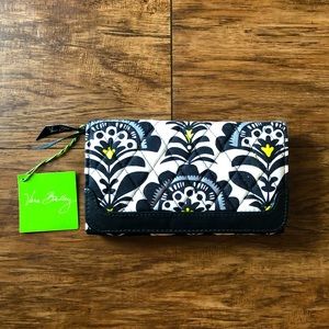 Vera Bradley wallet